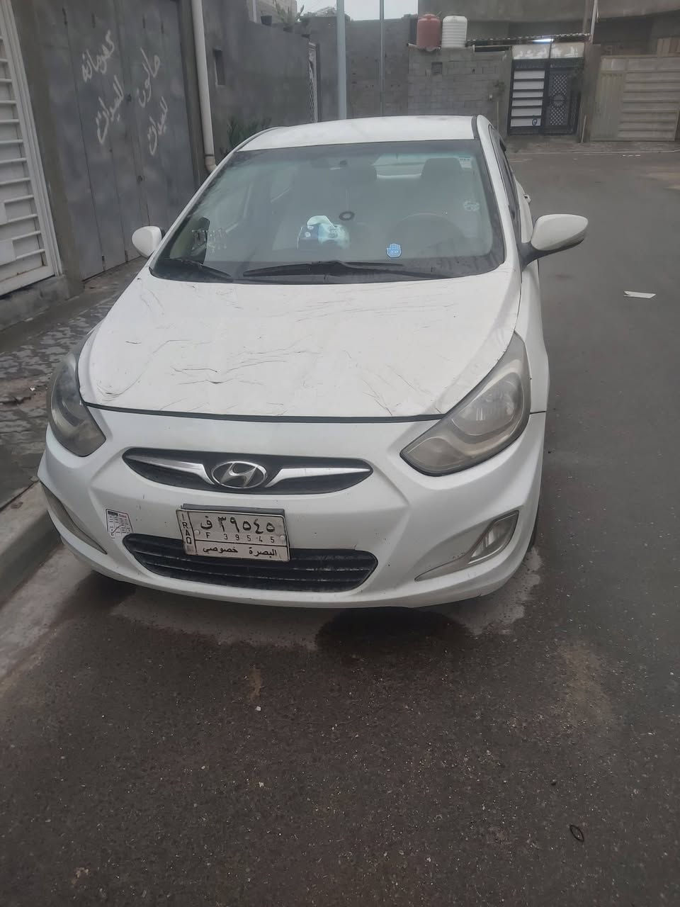 أكسنت موديل ٢٠١٢ محرك ١٦٠٠ خليجي السياره مصبوغه عام تبريد شغال سنويه منتهيه للعلم راعيها الشرعي بلبصره ب75 وبيها مجال رقمي *********** 
السياره رقمها بصره الماني...
