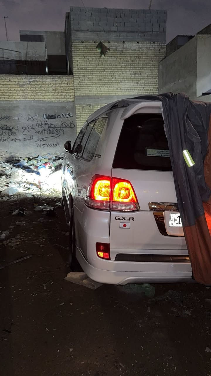 السلام عليكم
لاندكروز للبيع 2010
GXR V6
مواصفاتها 
فتحه
بصمه
داخل بيجي
مثبت سرعه
شاشه
تشغيل عن بعد
ثلاث بصمات
صندوق قفل كهرباء
السياره مرتبه ونضيفه وممتعوبه
السياره مابيه صبغ ابدآ بيها كم بارد
نضافة الداخل ولخارج 95٪؜
شادلها منضومة زنو عالي ناصي وبلوجكتر شرط الشارع نهارسويه الك شديتها ب 750 الف
فيتبم جديد بدلته وشتريت واحد جديد اسبير هم وياها
تخم تاير دلوب ومعروف سعر الدلوب
وهوايه صارف عل سياره لان اني جناي 

ولسياره بأسمي ورقم نكليزي

السعر 315 بيها مجال للشراي
عنواني بغداد الشعب
***********
