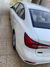 ام جي • ٢٠٢٥ • زيرو فول