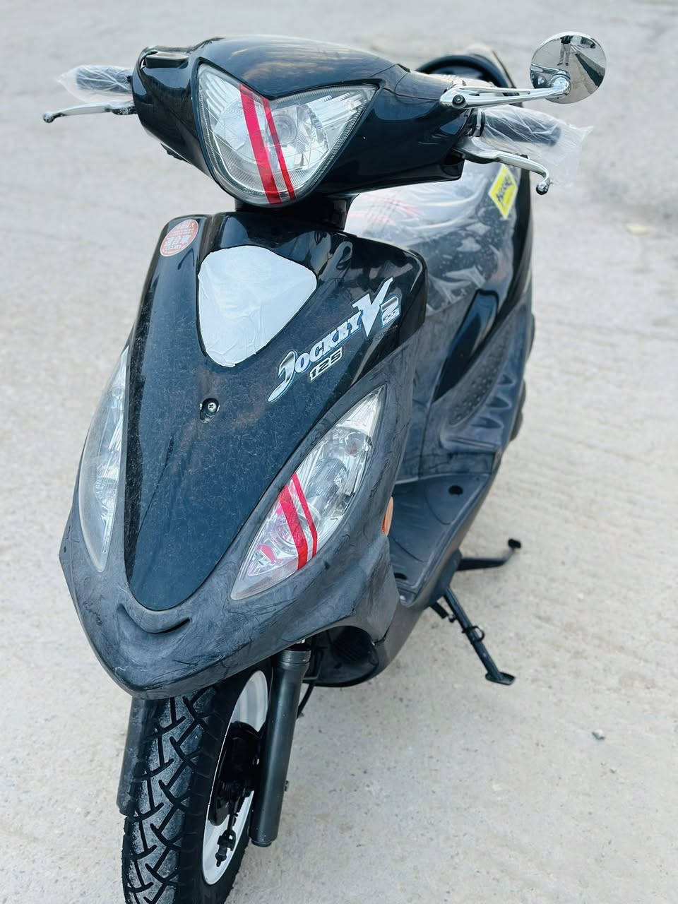 سلام عليكم دراجه كامكو مكفوله كفالة عامه
موديل 13سعر خاص الو تصال ***********
