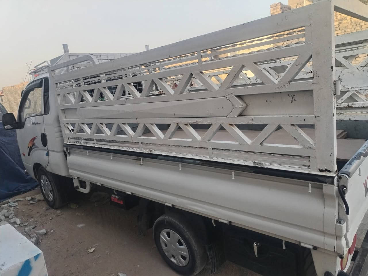 السلام عليكم كيا بنكو 2007 مكينة 3000 مفتوح رقم كربلاء دولي سنوية مانافذة بسمي مكينة وكير جدد كشر بلادي لاصبغ ولاضربة شاصي مكفول رقم شاصي واضح تايرات الامامية جدد بس الخلفيات نص عمر كهربائيات شغالة السيارة ماعايزة اي شي
مكاني نجف الرضوية قرب معمل المرور
السعر 90 وبيه مجال حك الجية 
***********
***********
 ملاحضة(( #المحجر_سعرة_مو_من_ضمن_السيارة ))
