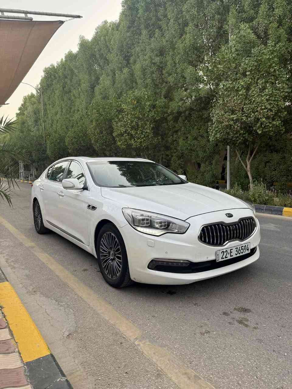 السلام عليكم ورحمة الله
للبيع سيارة كيا كورس موديل 2013 خليجي   

السيارة فول مواصفات   

المواصفات

1- كيا كورس موديل 2013 خليجي  

2- محرك 6 سلندر 3800 

3- ويل كب حجم 18 اصلي وكالة عدد 5 ويل كب 

4- ابواب السيارة ال4 شفط كهرباء 

5- قبق جنطة كهربائي شفط

6- مرايا جانبية كهربائية شفط مع السويج مع حساسات الاجتياز الجانبية 

7- بصمات ابواب عدد 5 ابواب وجنطة 

8- حساسات امامي خلفي اصل 

9- السيارة 4 كاميرات امامي وخلفي ومرايا 

10- لايتات زينون عالي ناصي مع كشافات دعامية LED 

11- بخاخات لايتات 

12- بردة خلفية كهربائية اصل مع بردات اصلية للابواب الخلفية

13- فتحة سقف سلايد روف 

14- مرايا جانبية حساسة وعاكسة للضوء العالي 

15- غرفة السيارة جلد بيجي اصل 

16- كشنات الصدر تحكم فول كهرباء والتحكم داخل الابواب مع ذاكرة كشن

17- كشنات السيارة ال 4 تدفئة وتبريد

18- شاشات اصلية في الكشنات الامامية لعرض ال DVD 

19- تحكم ستيرن جهتين متكامل بلوتوث وحاكية وتحكم صوت وسرعة 

20- رادار امامي لتثبيت المسار والسرعة ومانع التصادم

21- كشنات خلفية واسعة جدا مع تحكم بمجموعة من الايعازات في اللوحة الخلفية 

22- تحكم في التبريد والشاشة الرئيسية والبردة الخلفية من المقاعد الخلفية 

23- تحكم كهرباء في الكشنات داخل الكشن تحكم اضافي 

24- تحكم كهرباء في الكشنات الخلفية 

 

26- وضعيات قيادة عدد 3 طبيعي واقتصادي ورياضي 

27- ستيرن كهربائي الحركة 

28- مع مجموعة من الايعاز في هذا الموديل 

السياره ملكية بيهه قطعتين صبغ باب خلفي وجاملغ خلفي بدون دواخل السعر 168 مكان السياره كربلاء  *********** اسياره بسمي
