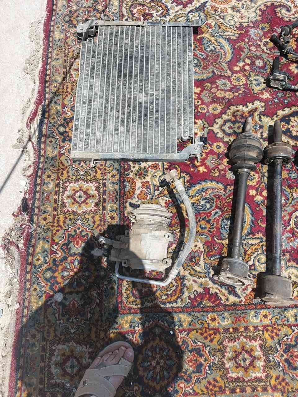 غراض تفصيخ كلهن ابيعهن شلع قيم بحك الله وتعال اخذهن كله شغال مكان بغداد البياع ***********
