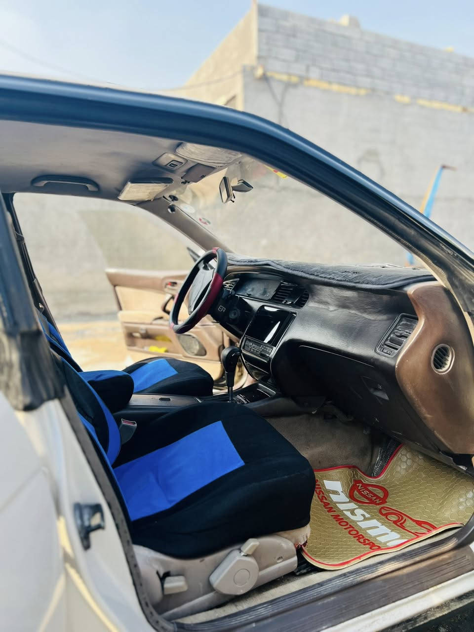 سلام عليكم بطة متصل البيع رقم بصرة الجديد سنوية 2027 تنتهي كهربائيات كلها شغاله  +تبريد شغال محركVVT-iالسيارة مصبوغه جمالية  ومال جناي نصبتها حلوه  السعر 59$ ***********اتصل ودلل
