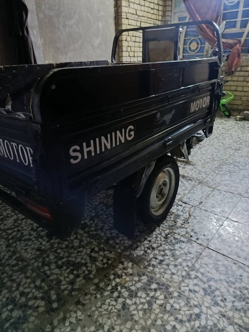 السلام عليكم ستوتة للبيع جاهزة مجهزة موديل 23 مكفولة من كلشي الستوتة مالت جناي مكاني كربلاء للتصال //***********
