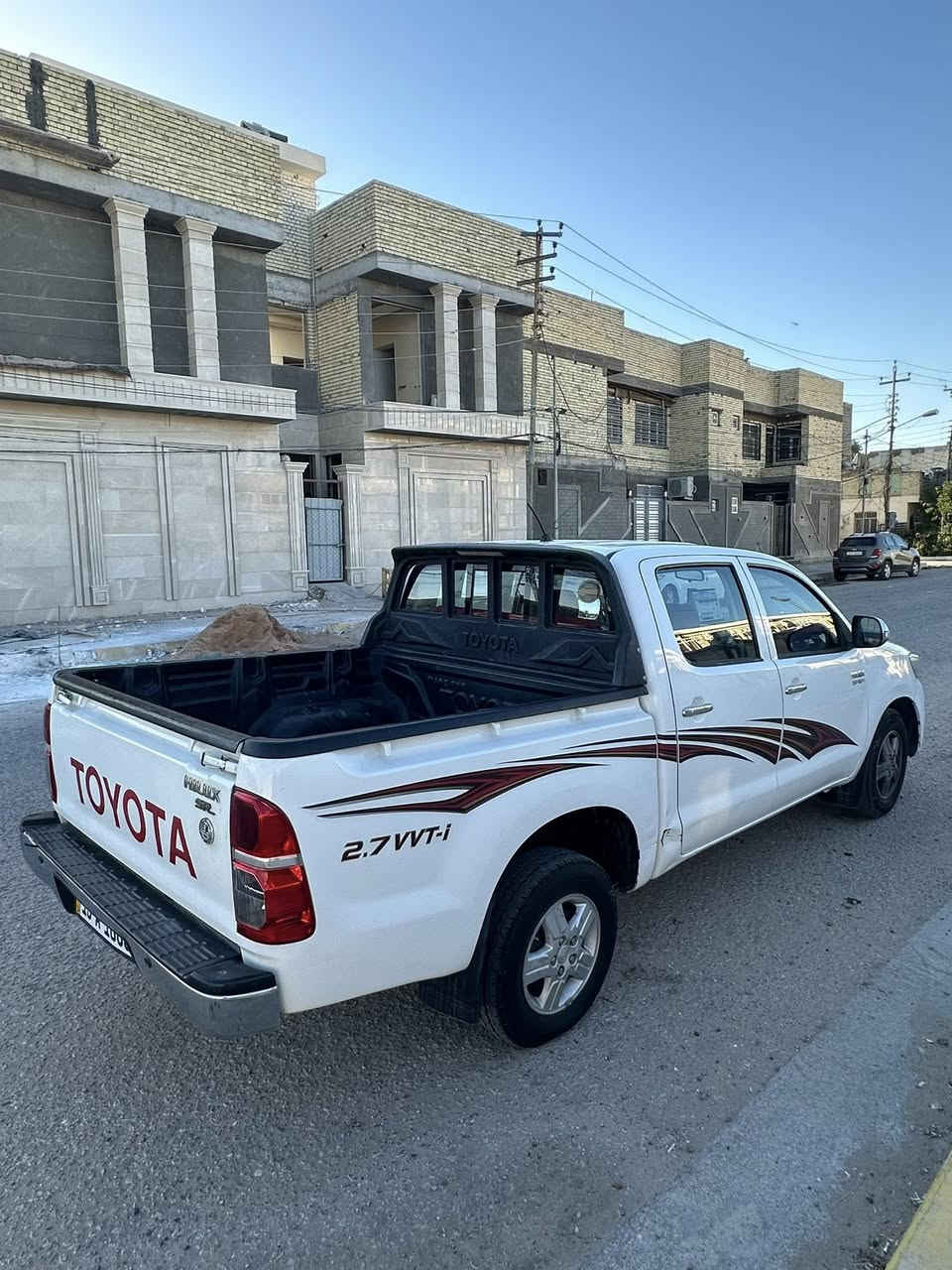 السلام عليكم للبيع فلاونزه 2014رقم ميسان دولي باسمي   سنويه جديده وهزه كامله مداور ثاني يوم كير اوتماتيك شاصي 19سياره بيه حادث جاملغ وبنيد والجامع الثاني فقط جاهزه من كلشي مكينه كير حداديه تبريد كله خير من الله حلوه سياره مال جناي السعر 165وبيهه مجال مكاني كربلاء لاستفسار ***********
