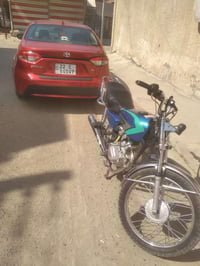 دراجه إيراني نامه مكينه جديده برغي ممفتوح للبيع السعر ٣٧٥ وبيها مجال ل...