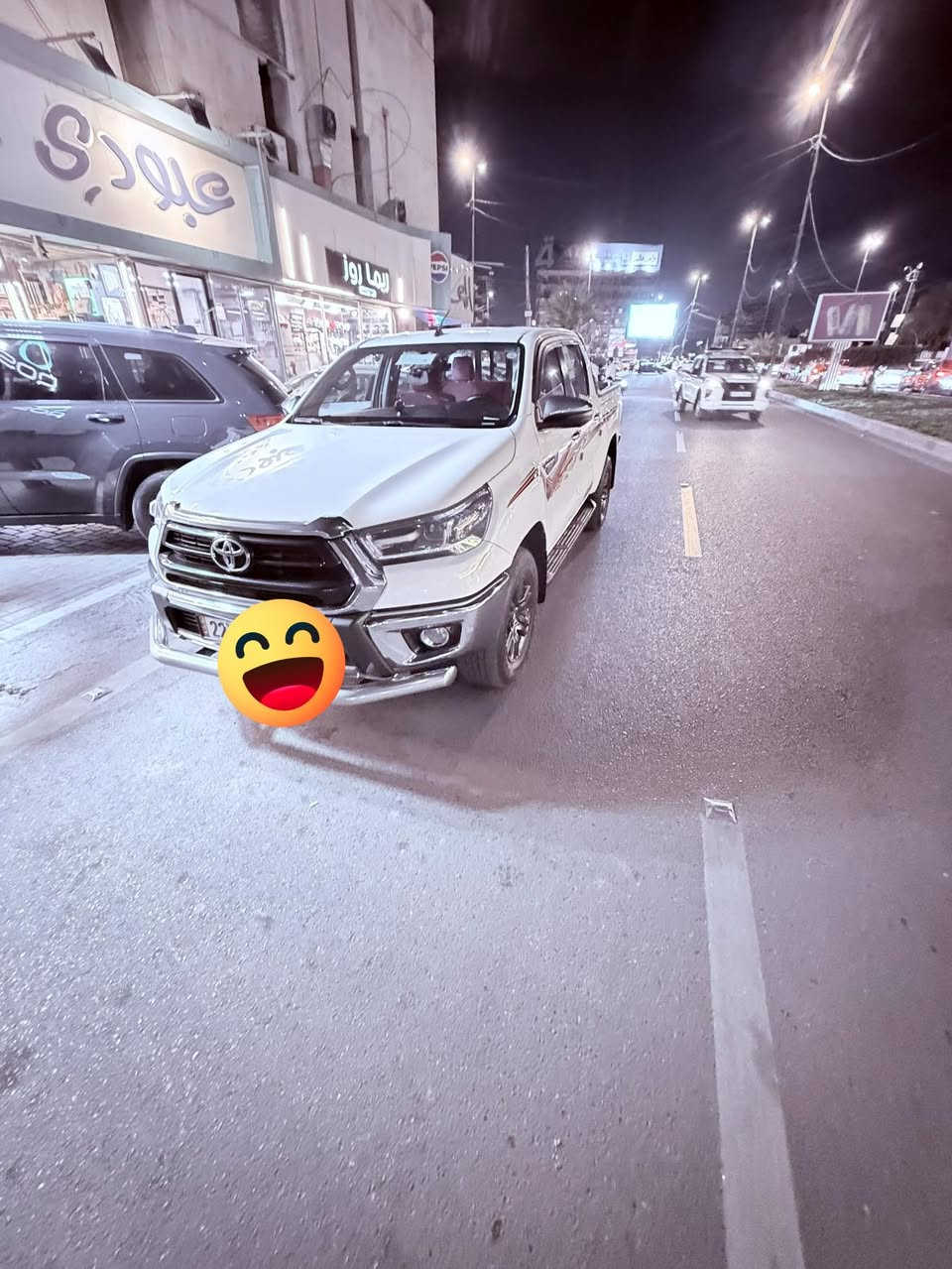 هايلوكس موديل 2022 مكفولة من الصبغ ماشيه 94 الف بأسمي تحويل او وكالة مكانها بغداد تشغيل سويج فور ويل السيارة وجاهزة اي نقص مابيها مدوشمة ارضية وكشنات وبيها كامرات تسجيل تخم تاير جديد محرك وكير وحدادية شرط الفحص مكفولات السعر 31.000$ وبيها مجال بسيط للشراي بدون مراوس بيع فقط ***********
