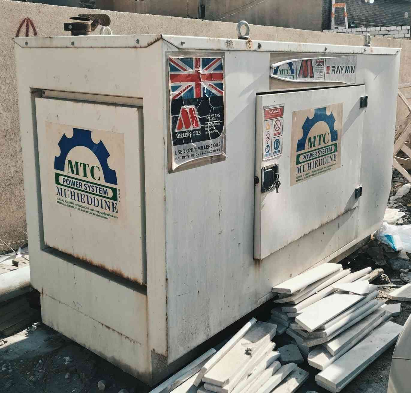 #للبيع
مولدة رايوان 20KVA
كاتم إمتياز انكليزي-مصنع بالصين
البم انكليزي اصلي
موديل ٢٠٢٢
البورد تحويل اوتوماتيك سعة ١٢٥ امبير
مع مجموعة حماية كاملة(وطنية،مولدة)
تم شراءها زيرو في ٢٠٢٢/٦/٥
شغاله بحالة ممتازة جدا
سعر البيع ستة مليون مع مجال بسيط
للتواصل مباشر او واتساب على الرقم
0781 642 2477
2477 642 0781
(النقل علينه)
وهاي صور المولدة من كل الجهات
