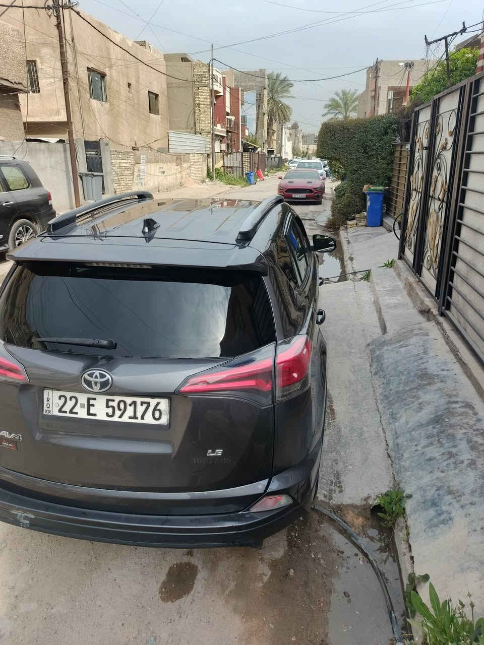 السلام عليكم راف فور ٢٠١٨وارد امريكي رقم الجديد سنويه جديده حادث ها مثل مموضح بالصور فقط باب الي وره السايق مصبوغ بجم كبس ماشيه ١٢٤جاهزه كير محرك صدر تبريد ثلج محرك ٢٥٠٠مكفول سياره نضيفه كلش صور الحادث بالمنشور سعرها ١٦٥وبيها مجال مواصفات عاديه LE شاشه كامره خلفيه تحكمات ويل كب ***********ابو احمد مكاني بغداد عامريه
