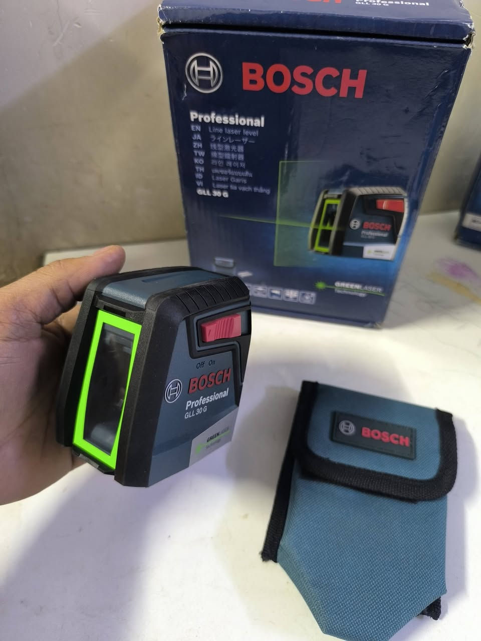 كبان ليزري بوش جديد 
فيته ليزريه 40 متر جديد
***********
