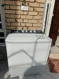 غسالة نظيفة • ٣٠ كيلو • تغسل بطاطين