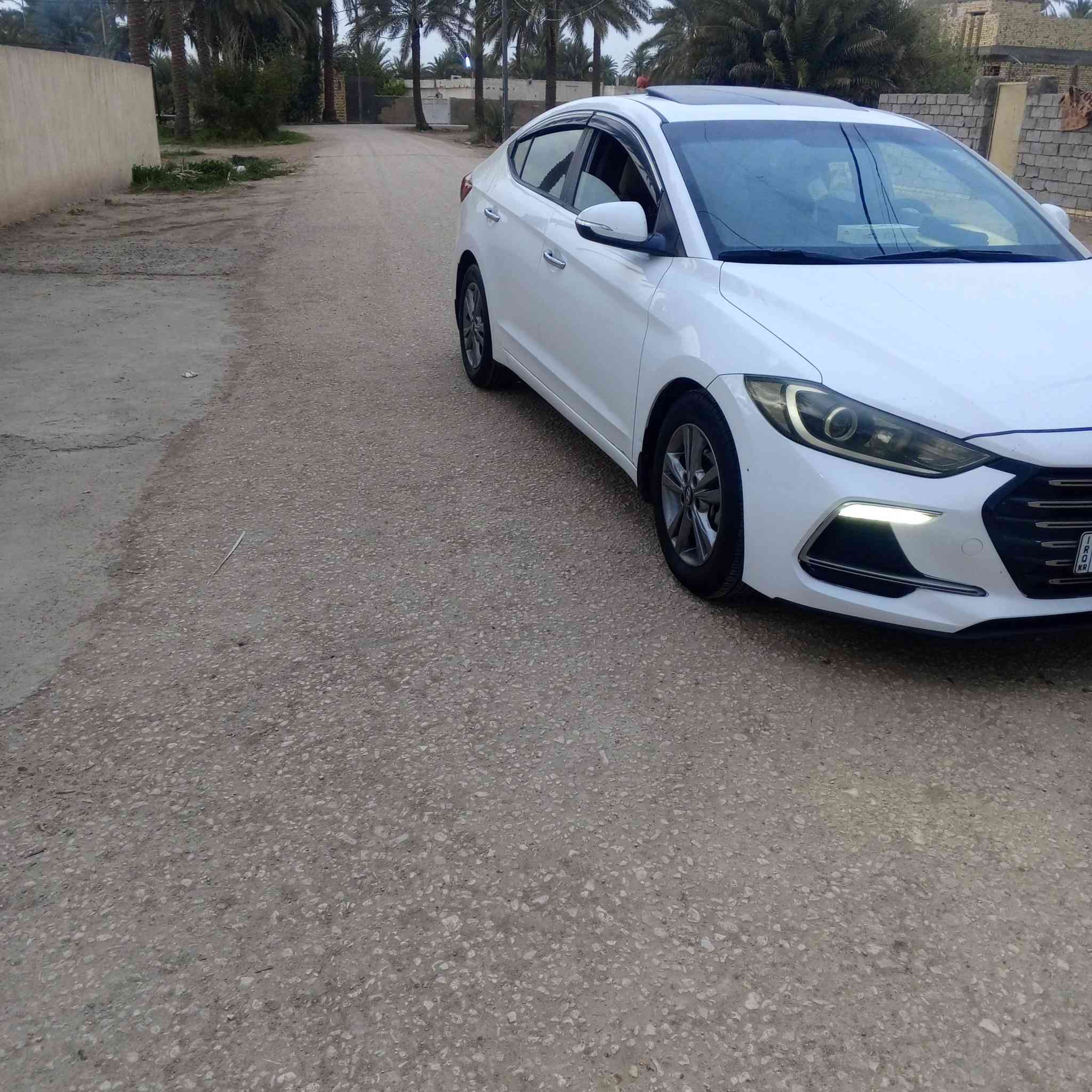 السلام عليكم لنتره 19خليجي سوبر فول واحد على واحد بسمي مراوس بيه كلير بصيط كلش مراوس ب سوناتا من مديل 2004الى 11شرط بيه صبغ ضربه تبديل عادي لن محتاج الفرق بابل الهاشميه ***********يكون الاتصال من 8صباح اله 10مساء
