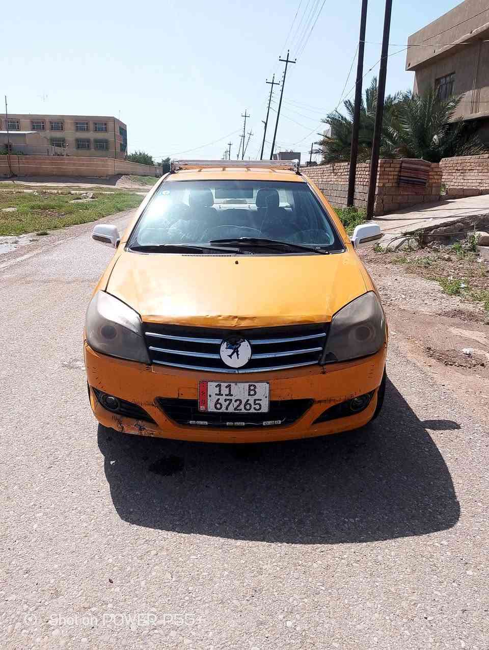 سلام عليكم سياره جيلي MKموديل 12 باسمي رقم بغداد نكليزي مصفره هئية وغرامت تبريد غراضه كامله بس ما مشدودات سعر 28 وبيهة مجال حك جيه بكان ديالى الغالبية ***********
