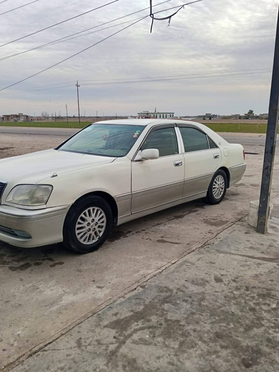 السلام عليكم ملكة كص ما مسجل سيارة طك كارتون دكمتين بردة خلفية محرك فيفيتي فيشة وبطل كير ومحرك كصة شرط صدر خلفي وامامي طبة تبريد ثلج تفة نار كشر وقرفة كارتون شخط واحد مابيهة كهربيات نقص كلوب مابيهة سيارة جاهزة نقص برغي مابيها ما تريد بس ستر من اللة السعر 35ورقة مكان السيارة العلم قريت الربيضة ***********بيع نقد
