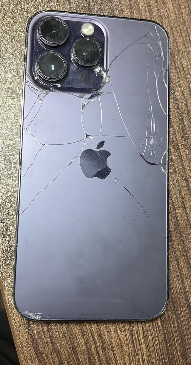 14 برو ماكس 256 بطارية 75 ضهره مكسور فقط كلشي يشتغل بي وطبيعي
نهايته 700 الف


**إذا كنت صاحب هذا الإعلان وتريد حذفه لأي سبب، رجاءا أرسل رسالة إلى الدعم الفني**