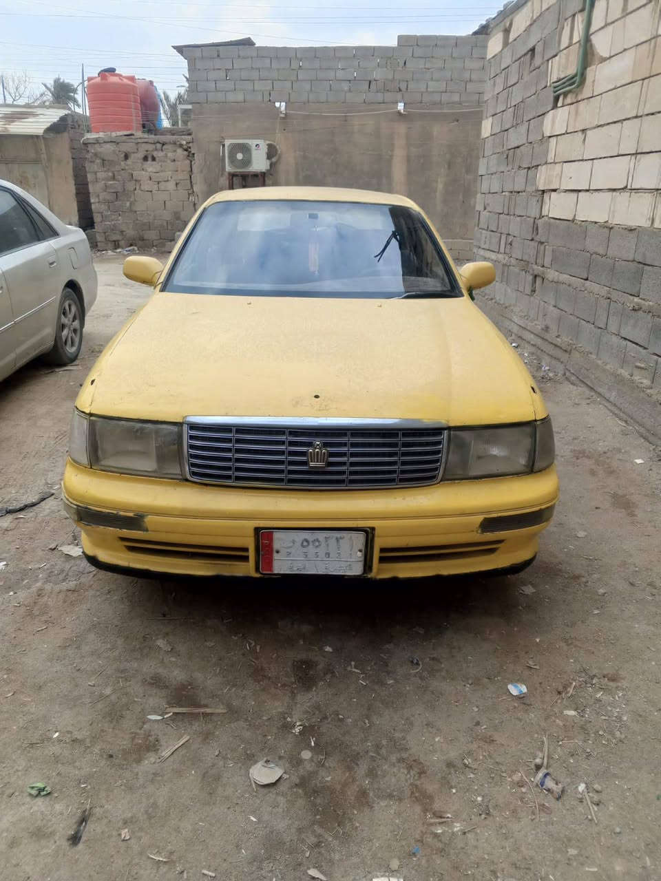 السلام عليكم بطه موديل 2000 رقم بصره راعي موجود تحويله موجود مكينه وكير وحدادي جدد ماعده بيه خربطه بل مشي ابيع هل موجود السعر 27  مكاني بصره شط لعرب *********** بي واتس اب
