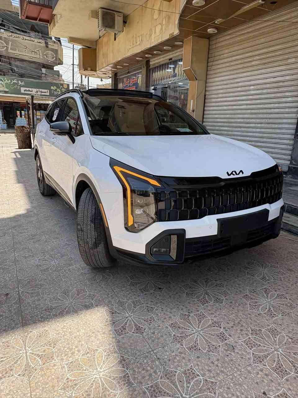 سلام عليكم 
سبورتاج 2026 فئه. Xline
فول مواصفات  
بدون رقم منفيس بسمي  
ماشية 576 ميل فقط  سياره بعدها وكالة أمريكا 
سياره حادثهاا  طخة 
وبارد  جدأ بسيط فقط  
بصمه عداد 2 
بنوراما 
مري شفط +قلاب عند وضع البك الا الخالف 
كشنات جلد داخل عسلي  
كشنات كهرباء + خزان كرسي مومري 
5-كامره دواره
فول تحكم ستيرن 
رادار ٣٦٠ 
قياده ذاتيه 
تحديد مسار
شاشه متصله  كار بلي 
بعد هواي مواصفات 
سياره زيرو شركة  
مكاني بغداد الدورة *********** وتساب فقط 
***********   تصال 
سعر 263$ وبيها مجال قليل
