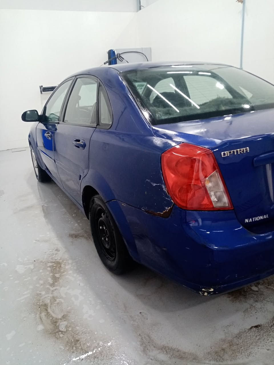 السلام عليكم سياره اوبترا ٢٠٠٥ كيرعادي مكينه شرط بدون صبغ تبريد باسمي سياره جاهزه السعر ٦٧ للاستفسار *********** او***********
