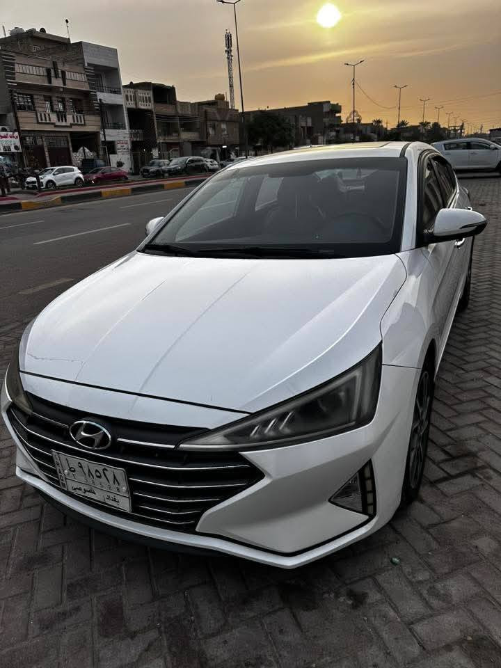 النترا 2020 خليجي للبيع
السيارة كفالة عامة من الصبغ   
الجاملغ الأمامي عكس السايق نطخ ونفتح وتعدل عل بارد نفسه الجاملغ 
كير ومكينة كفالة 
مكينة 2000 دوش 
فول مواصفات ( بصمة تشغيل ، بصمة ابواب ، فتحة بالقمارة ، شاشة وكاميرا خلفية ، حساس امامي وخلفي ، تحكم ستيرن ، كشنات جلد ، اشاير بالمري والمري شفط ، داخل صاج ، مود درايف ، بصمة صندوق ، تبريد قطعتين ) 
رقم بغداد تحويل مباشر  
مكان السيارة بغداد الطالبية 
السعر ١٥٧ورقة وبيها مجال 
للاستفسار  
***********
