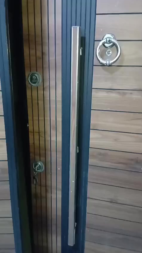 شقة للايجار شارع الكبيسي ٣٥٠ الف للاستفسار ***********
