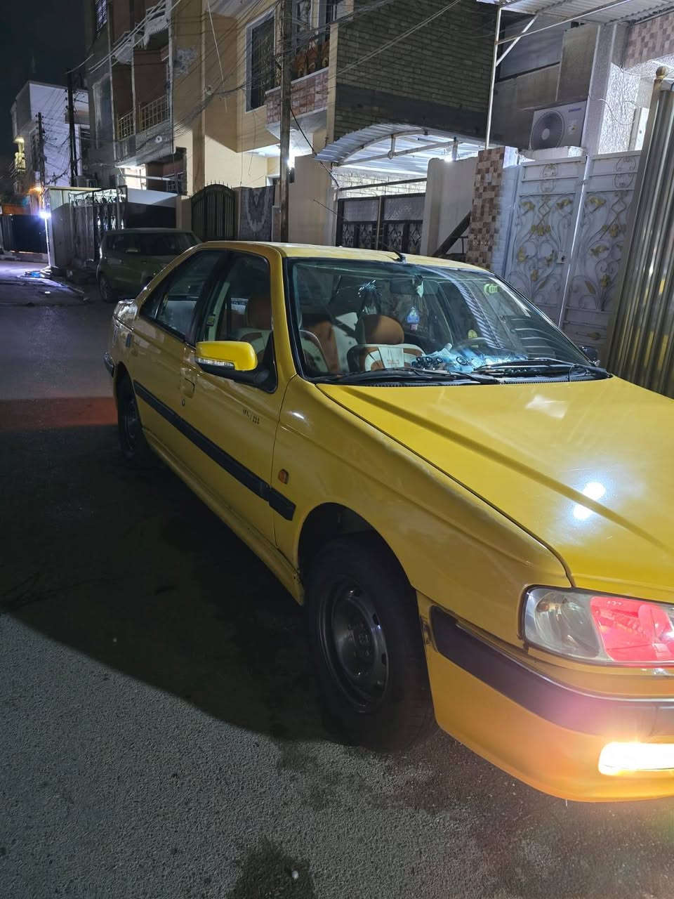 السلام وعليكم
بيجو بارص موديل ٢٠١٥

سياره حلوه وجاهزه بيه بي بنيد مبدل وباقي السياره ابلاديه تخم تاير كهريائيات كله شغاله السعر ٣٩ وبيه مجال مكاني بغداد الشعب ***********
