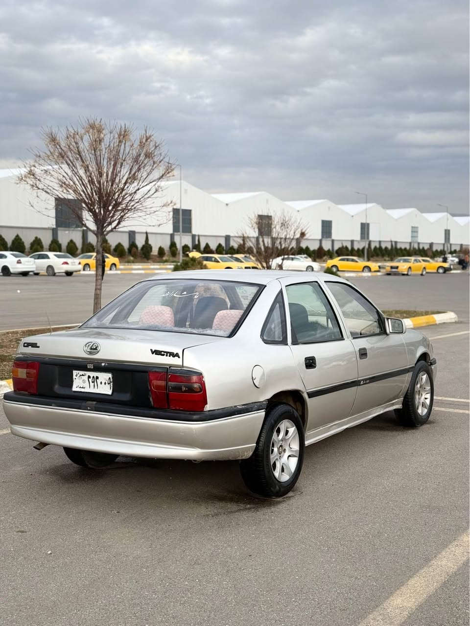 لەسەر ئیزنی ئەدمین ئەم ئۆپڵە بۆ فرۆشتن بە پارەی بێ ئاڕمێک
ناونیشان سلێمانی خەبات
سەیارەکە هی خۆم نیە ماڵی ئامانەتە
گەر مشتەریت تەلەفون بکە 
بە ٢ کەلیمە ئەدەمێ ئەوەش
رەقەمی ساحێبی
***********
***********
27$
مۆدێلی ١٩٩٠
گێر ئادی
مەکینە ٢٠
ئاڕمی پلاستیکی سلێمانی
سلاید
ناو گئچي كامل هه موي مه زبوت
ناو فۆڕمیگا
گێڕو مەکینەی بەشەرتی فەحس
دەعمو لێدراوی نیە
پێشو دوای زۆر جوانە
١ چەمەلەخی تۆزێک رزیوە 
شایەنی باس نیە
٤ تایەو ویلی جوانی لە ژێرە
سعریشی ٢٧ گەلاو مەجالێکی برایانە
سەیارەکە ماڵی ئامانەتە قیستە قەرزو ئاڵو گۆڕم نیە تکایە جوابی کۆمێندو چات نادەمەوە گەر مشتەریت تێل بکە بە ٢ کەلیمە ئەدەمێ
لە سلێمانیم
***********
*********** السليمانية, العراق
