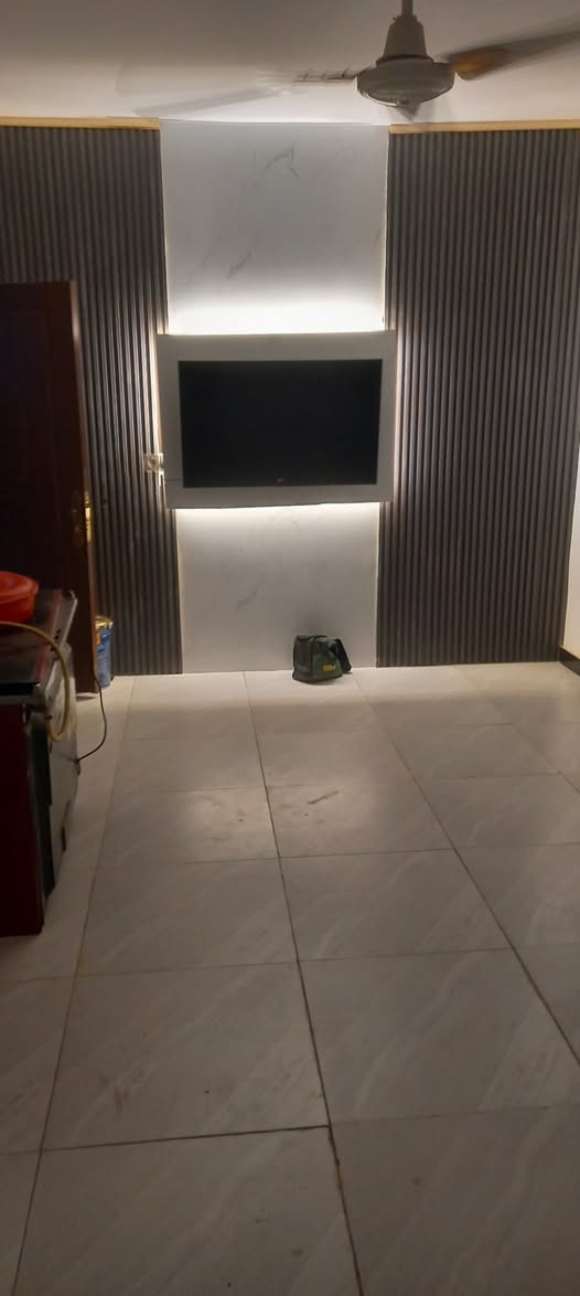 السلام عليكم صباغ وطلاس وجميع الديكورات اشتغل وبأسعار مناسبة جدا يعني جوة السوگ خابرني وتدلل مكاني بغداد اشتغل قطعي وعلى المتر واسعاري مناسبة صاحب عائلة واريد اعيش ***********
