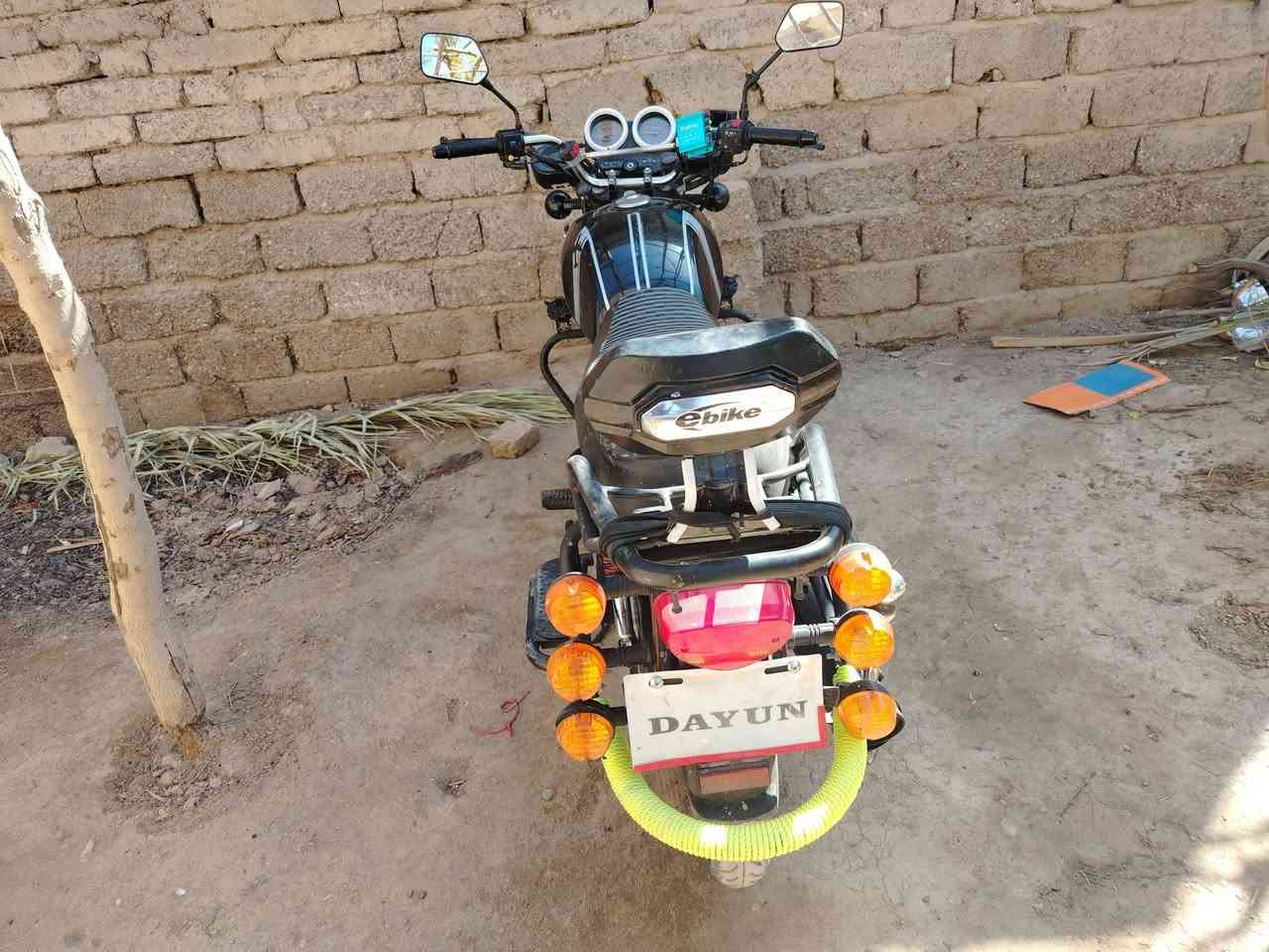 دراجة داون للبيع كاملة موديل ٢٠٢٣ المكان شهربان سنسل 
***********
