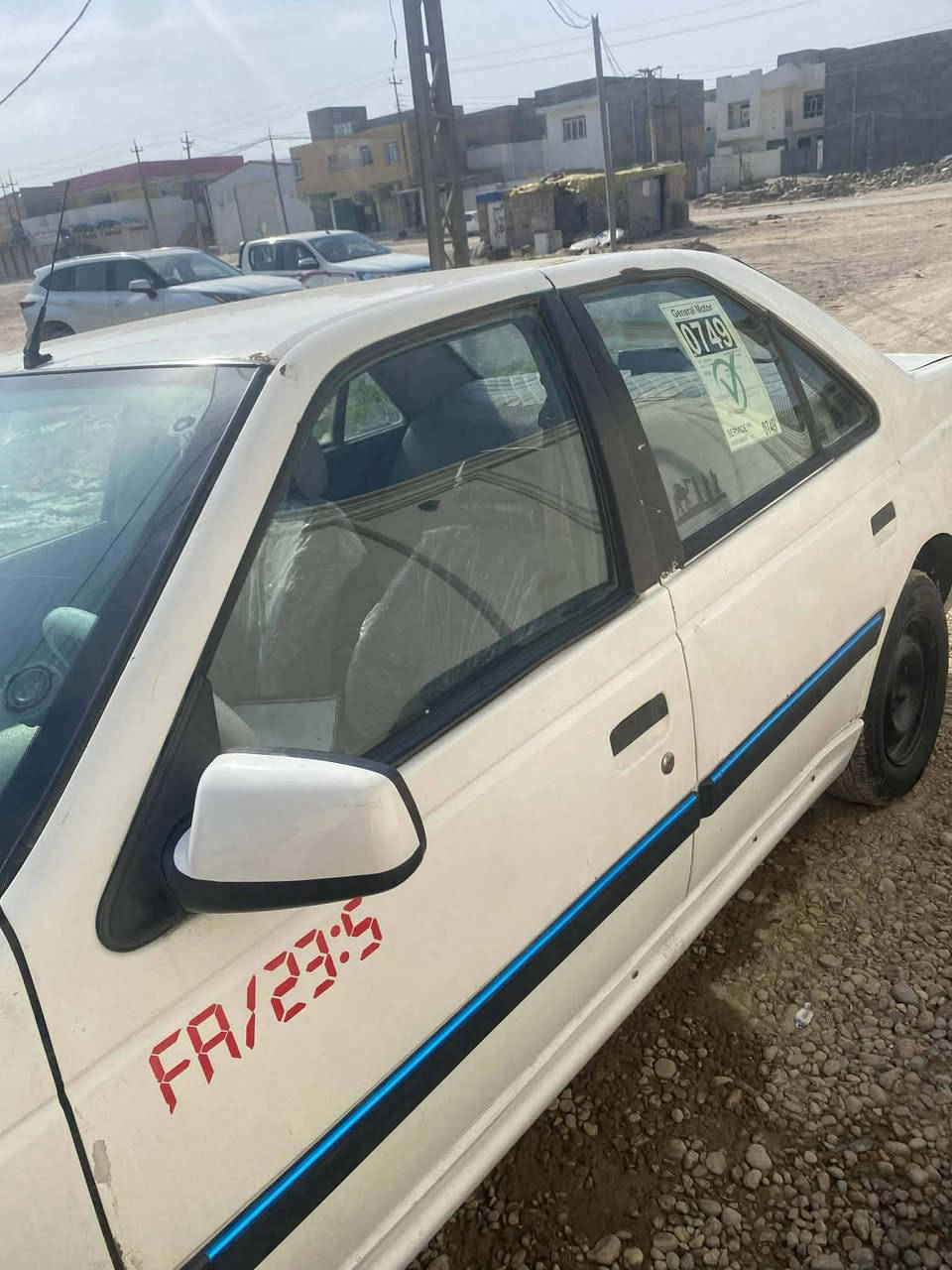 السلام عليكم... وما بعد السلام بيجو 405 موديل 2005 ماشيه 135 km حقيقي سياره مزاد وزارة الداخليه صاعده هزه قبل شهر ومخصصللهه رقم بغداد وباقي عل صرف سنويه ولوحات وهل ايام تكمل انشاء الله .. المحرك يبخر والبنيد طاير يعني لازم يتبدل فقط صدر زين تايرات جدد تبريد كامله غراضه بس مو شغال بور ستيرن مي باتري جديد خياس ماكووو بلاديه السياره الداخل مدوشم جديد ..... شعندك مراوس نزل او دز واتس واذا سايبه نضيفه بعد احسن ***********
