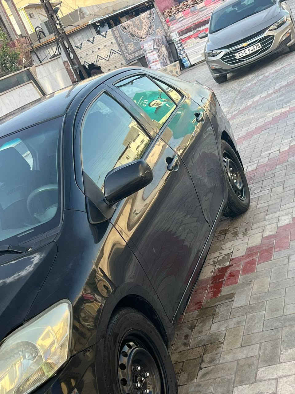 سلام عليكم 
يارس مديله 2009 أمريكا حادثها جملغ وباب خلفي السياره بدون صبغ عده حادثها تخم تاير جديد صدر جديد تبريد وي سويج اي نقص مابيها رقم إنكليزي بسمي سعرها 68 ماكن السياره بغداد الحريه الاتصال *********** ابو حسين
