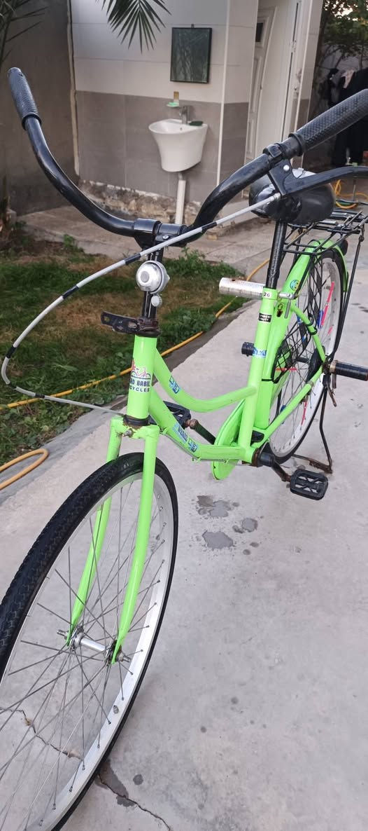 بيسكل للبيع نضافة فؤل السعر خاص ✈️
ما يتحصل لا ضيعة 🫡


**إذا كنت صاحب هذا الإعلان وتريد حذفه لأي سبب، رجاءا أرسل رسالة إلى الدعم الفني**