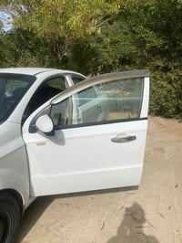 للبيع افيو 2011شركه عامه سعر 70رقم 07710906392