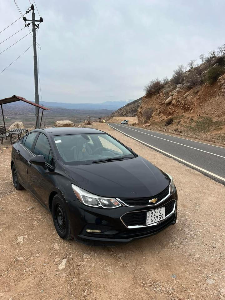 للبيع أو مراوسة
Chevrolet Cruze 2017

سيارة نظيفة جداً ومناسبة للاستخدام اليومي:

🔹 الموديل: 2017
🔹 المحرك: 1400 تيربو (اقتصادي وقوي)
🔹 اللون: أسود
🔹 الحالة: جيد جداً / استخدام شخصي
🔹 الجير: أوتوماتيك
🔹 المكيف: بارد جداً
🔹 الهيكل: نظيف 
🔹 الداخلية: مرتبة ونظيفة

📌 السيارة جاهزة للاستخدام ولا تحتاج مصروف

🔁 المطلوب:
مراوسة فقط بسيارة أحدث أو أفضل + أدفع فرق بسيط حسب الحالة

📍 الموقع: (بغداد الشعب)
📞 للتواصل: (***********)
