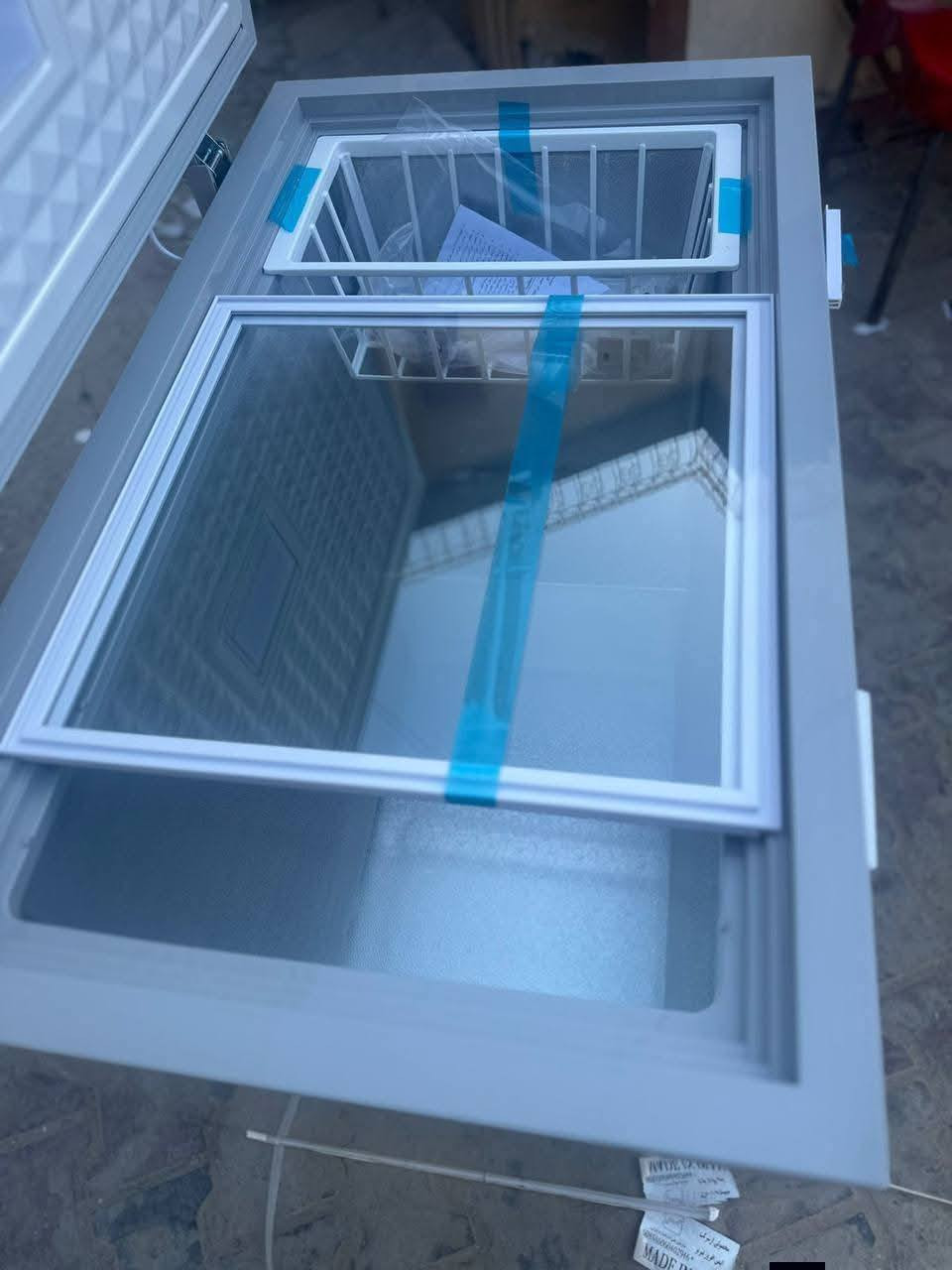 مجمده 10 قدم جديده كلش وسعر كلش مناسب 350 وبيه مجال للاستفسار الاتصال على الرقم ***********     غير متوفر عله فيس
