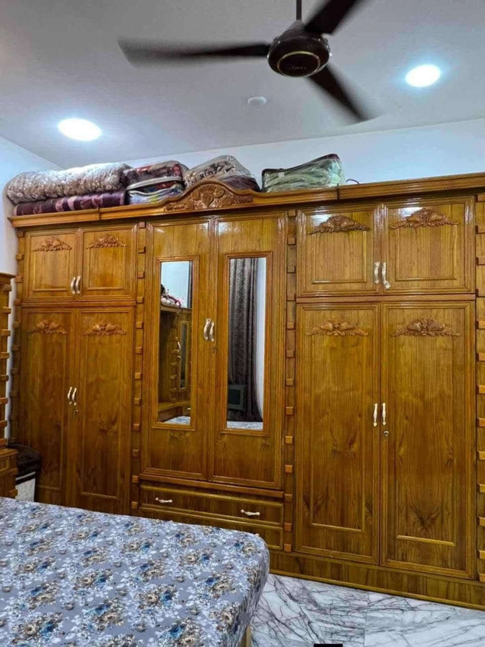 *********** غرفة البيع  استفسار اكثر على واتساب استفسار اكثر على واتساب 350 مكلف انشر
