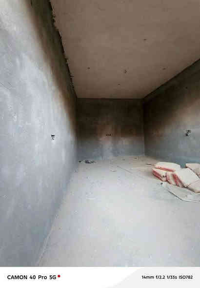 اعلان 
هيكل ب 36 مساحه 250 م
 يتكون من غرفتين وصاله ومطبخ واستقبال
 وصحيات داخليه وخارجيه 
السعر الكلي 135 
 مطلوب 54  اسكان 
القسط. الشهري. 278
 بيد صاحب البيت 81 
 تفاصيل اكثر مراجعه مكتب الساعي للعقار 
 او الاتصال بالارقام التاليه 
***********
***********
***********
عنوان المكتب سايدين حي الشرطه مقابيل اسواق ريتاج 🧿
