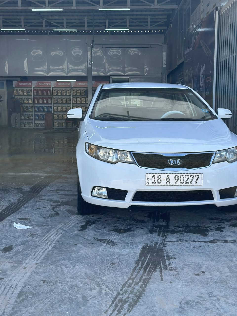 السلام عليكم
سيراتو موديل 2013

ماشيه 250 

بيها خشم جاملغ وخشم البنيد مثلما موضح بالصورة

السيارة جديدة وجاهزة من كلشي ماناقصها برغي

السعر 115 ورقة

السيارة بأسمي تحويل مباشر بأسم المشتري


**إذا كنت صاحب هذا الإعلان وتريد حذفه لأي سبب، رجاءا أرسل رسالة إلى الدعم الفني**