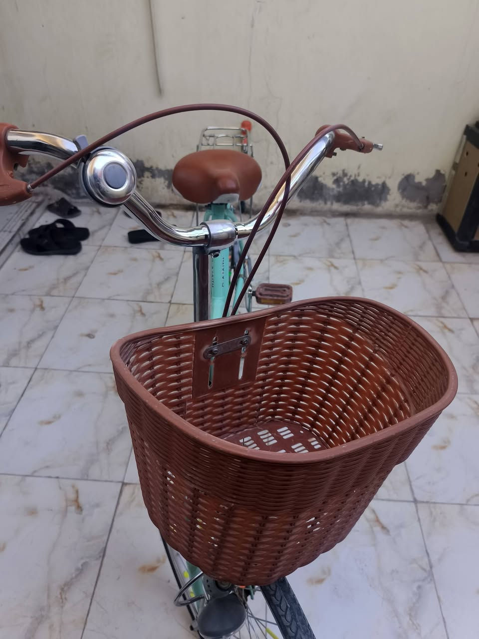 بايسكلات للبيع الازرك نضيف 100/100 والبرتقالي بس زنجيل يفلت
الازرك ب 85 وبي مجال 
البرتقالي ب 55 وبي مجال ❤
الارقام
***********
***********
