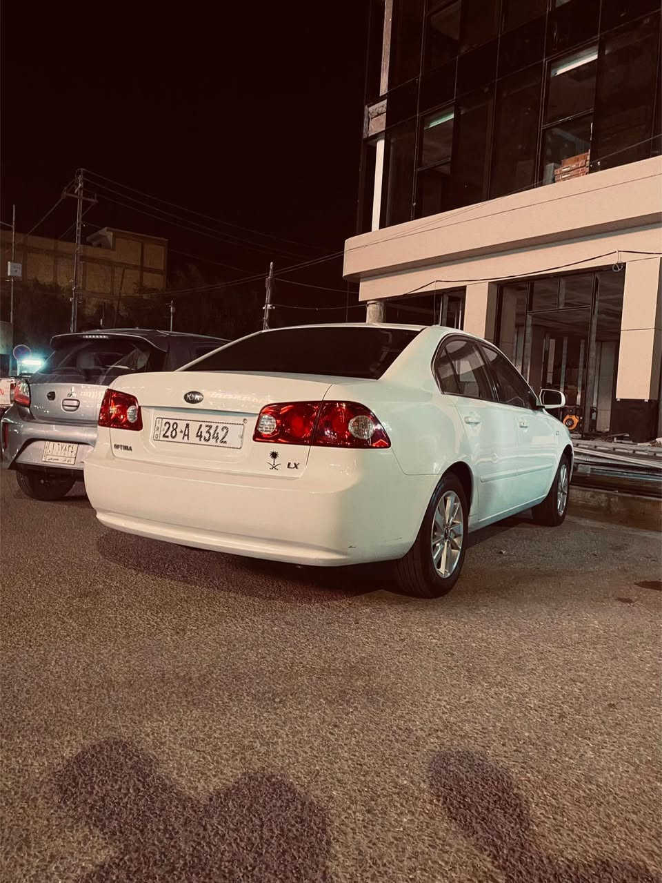 هاي السياره معروضه للييع للتواصل ع الرقم *********** لان غير متواجد ب لخاص الي حيب يستفسر يتصل ع الرقم
