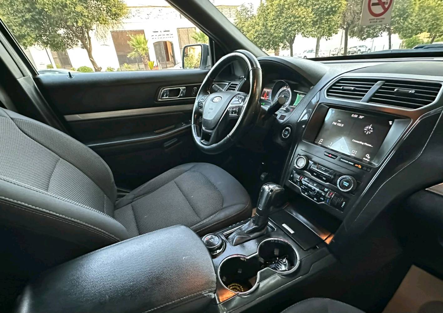 FORD EXPLORER XLT 2018
فۆرد ئێکسپلۆرەر ٢٠١٨
​وارد ئەمریکی  فول مواسفات 
٢ پارجة بوياغ جاملغ ودةرگاى سكن بى داخلى بى ارباك بيشى كةبسة
۲ قطعة صبغ جاملغ و باب سكن ، بدون دواخل بدون ایرباك بجم كبس
​محرك ٦ سلندر ـ بزوێنەر: ٦ پستۆن ٣٥٠٠ 
​۷ راكب ــ کورسی: ٧ سەرنشین.
​سیستەمی ساردکەرەوە: ٣ پارچە تەبرید
تبرید مركزي ۳ قطعة
شاشة گةورة
بسمة 
شغال
​کورسی شۆفێر: کارەبایی.
مقاعد كهربائي 
​گێڕ: شفتات لەسەر سوکان.
​هەموو شتێکی توندوتۆڵە و هیچ کەموکوڕییەکی نییە
السیارة جاهزة من كل نواحي ولانقص مابیها
كیر و محرك و تبرید و كهربائيات بشرط
(گێڕ، مەکینە و کارەباییات بەشەرت).
​المسافة المقطوعة ۹۷ مایل 
رقم و سنوی جدید
سعر 178 ورقە و مجال قلیل
1FM5K8D88JGA36585    ڕقم شاصی 
مكان السیارة اربیل .
*********** فایبر ـ واتساب
