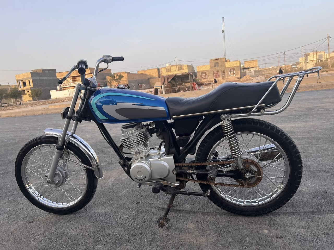 سلام عليكم دراجة للبيع الشاصي ١٨والتعمير ٢٥لنتنس دراج ناعمه بشكل مال رمضان وزيارات المكان ذي قار قضاء الفجر رقم الهاتف***********
