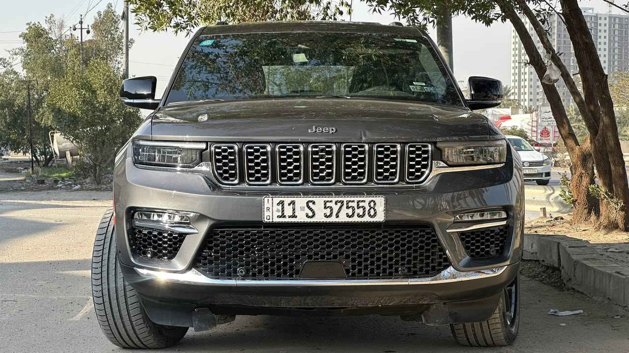 ياالله 

السلام عليكم 

جيب كراند شيروكي 4XE 2024 Jeep Grand Cherokee 

         حجم المكينه : 2000  تيربو + هايبرد + شحن منزلي 

                          اللون ( فيلي )

المسافة المقطوعة : 29 الف ميل

 الضرر :  مبدل بنيد نفس اللون وصبغ جاملغ بدون شاصي شرط الفحص

1.شاشه 

2.بصمه

3. تشغيل عن بعد

4.دمام خلفي

5.كشنات جلد

6.كشن السايق ميمري

7.كشنات كهرباء

8.صندوك كهرباء

9.حساسات خلفيه

10. قطع تبريد 

11.اشاير بالمري

12.رادار امامي

13.رادارات 360

14.ثلاث وضعيات قياده

15. بنوراما فتحتين

16. كير ماوس

17. نظام منحدرات

18. هيترات بالكشنات 

19.ويل كب كروم

20.لايتات لد

21.بكلايت لد

22.كشافات

23.بصمة ابواب

فول مواصفات 1/1 جاهزه مرقم بغداد 

السعر 285

هذا رقمي *********** 

 تفاصيل اكثر راسلني واتساب ماعندي ماسنجر

مكاني بغداد

