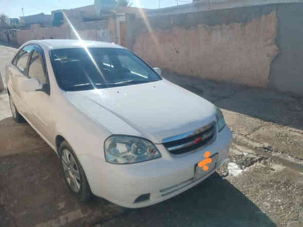 2011
كير عادي 
سياره بأسمي سنويه جديد
كابون بانزيين 
شاشه أصلي داخلها نضيف وخارج موضح بالصور 
بيها جاملق مبدل بدون دواخل
سعر 82 /***********
