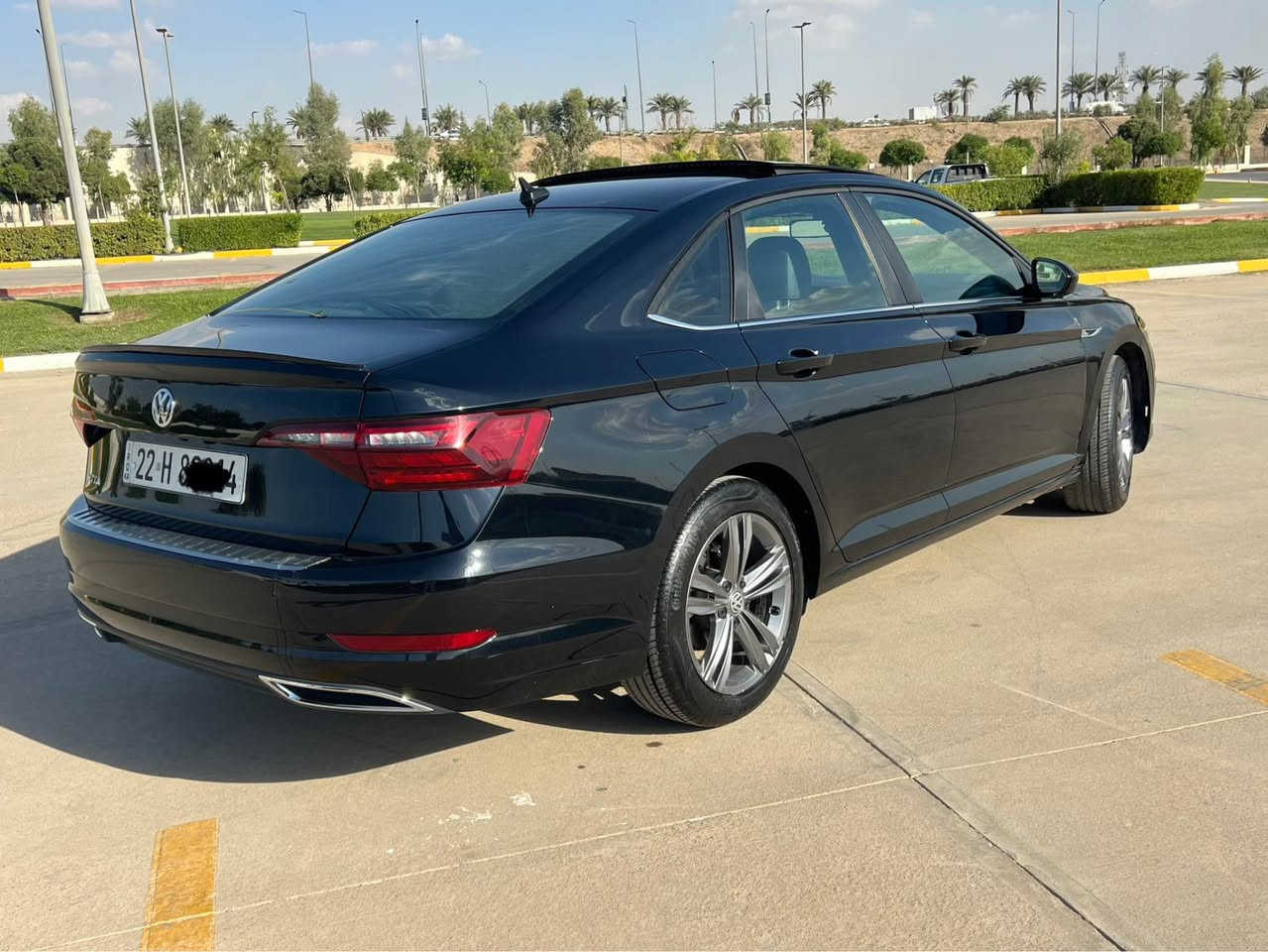 Jetta Rlin 2021
روبع بۆنیت کەمتر سبوغە بەبئ داخلی. هەموو شتی بەشەرتە رادار و گێر و مەکینە ٤ تایەیی نوئ  51 هەزار رۆیشتوە سەیارەیەکی بئ مەسروفە

*********** أربيل, العراق
