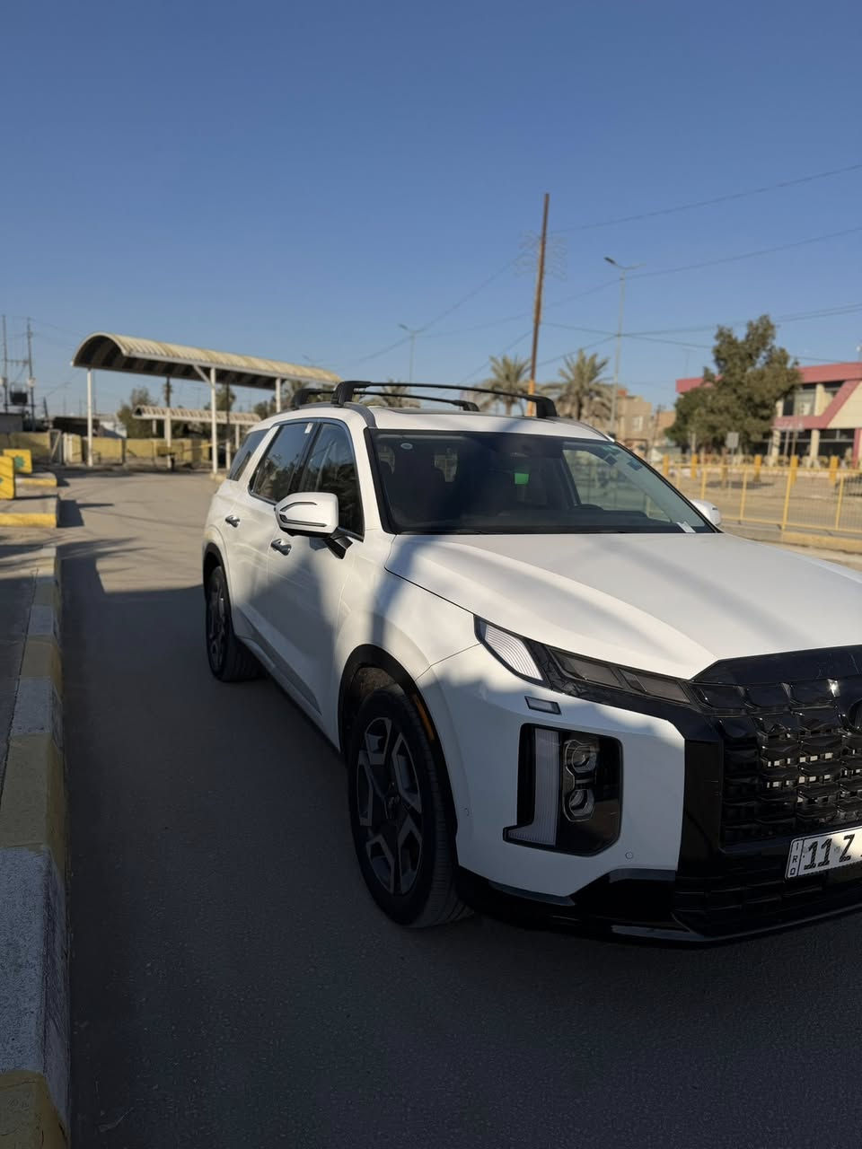 السلام عليكم هونداي بلاسايد 2024 فوول 🔴مواصفات وارد امريكي حادثه بنيد مبدل نفس الون ولدعاميه فقط بدون دواخل ايرباك فقط ستيرن ماشيه 19 الف السياره فول للاخير مواصفات 7 راكب رادارات امامي خلفي وجانبي كامرات 360 عدد 5 تدفئه وتبريد كشنات حته الخانه الثانيه ولثالثه تدفئه فتحتين بسقف وسقف كنتاره كشنات جلد داته شو عرض معلومات عل زجاج الامامي جنطه كهرباء حساسات امامي خلفي 🔴قياده ذاتيه توقف ذاتي السياره فول للاخير 
🔴مرقم بغداد باسمي 
🔴مكان السياره حله مركز 
🔴السعر 360 يعني ثلاث شدات وستين ورقه وبيه مجال 
‏🔴‭0771 946 6100
