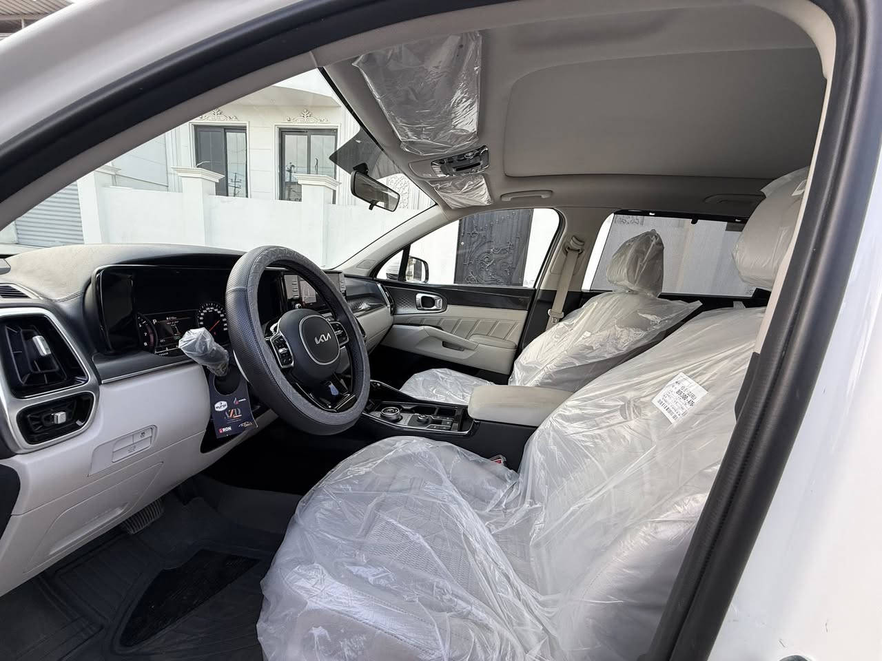 سيارة كيا سورنتو موديل 2023 
كير ومحرك على وضع شركة سيارة مكفوله كفاله عامه فول موصفات سياره بااسمي تحويل مباشر سعر 315 
***********
