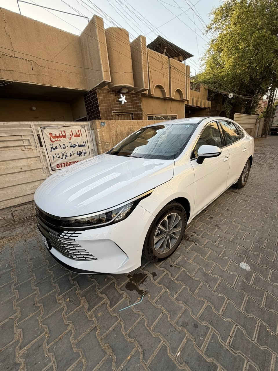بي واي دي ديسترول 2025 ماشيه 11 الف كيلو 
سياره كفاله عامه من كلشي بيه فقط طختين بسيطات ما مصلحه 
سعرها 
20 مليون عنوانها بغداد الوزيريه 
رقمي ***********
