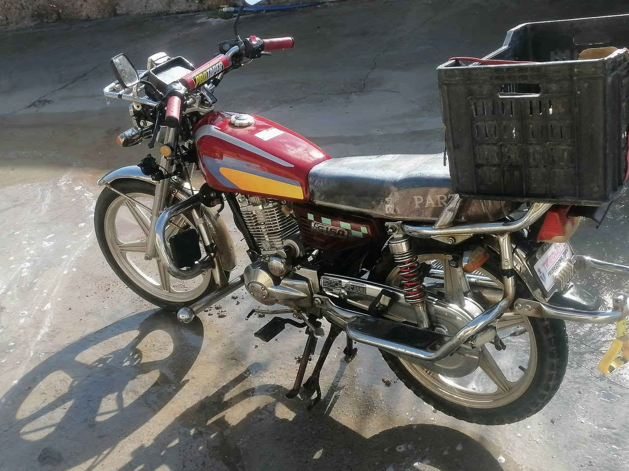 السلام عليكم ماطور للبيع بدوي نضيف كلشي شغال نكره سلف السعر ٤٥٠ المكان جنوب الموصل الحود 
*********** مراوس ب ستوته حت لو انطي فرق
