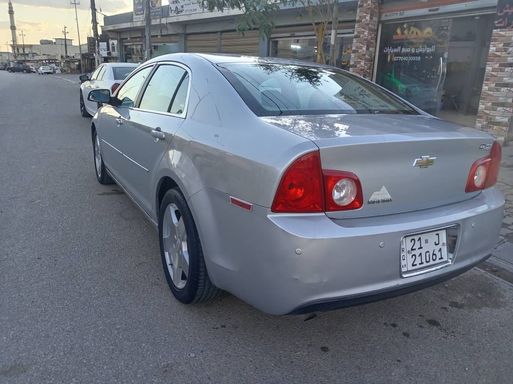 سلام عليكم ماليبو موديل 2011 بدون صبغ حته داعميات شرط بي تعديل بارد حيل قليل سياره ماش 145الف كير محرك تبريد شرط صدر إمامي خلفي شرط 4تايرات جديد بي تشغيل بعد رقم سنويه هزه كله جديد
سياره حيل نضيفه تجي تشوف احلح من صور سعره 85بي مجال مكانه كركوك رقم هاتف *********** كركوك, العراق
